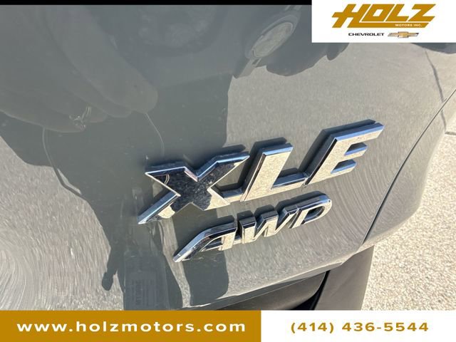 Used 2019 Toyota RAV4 XLE image 27