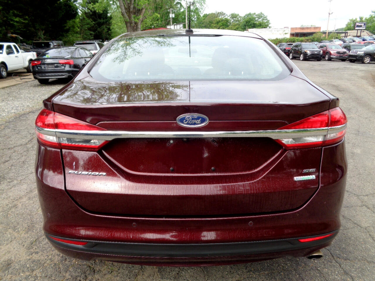 Used 2018 Ford Fusion SE w/ Fusion SE Technology Package image 6