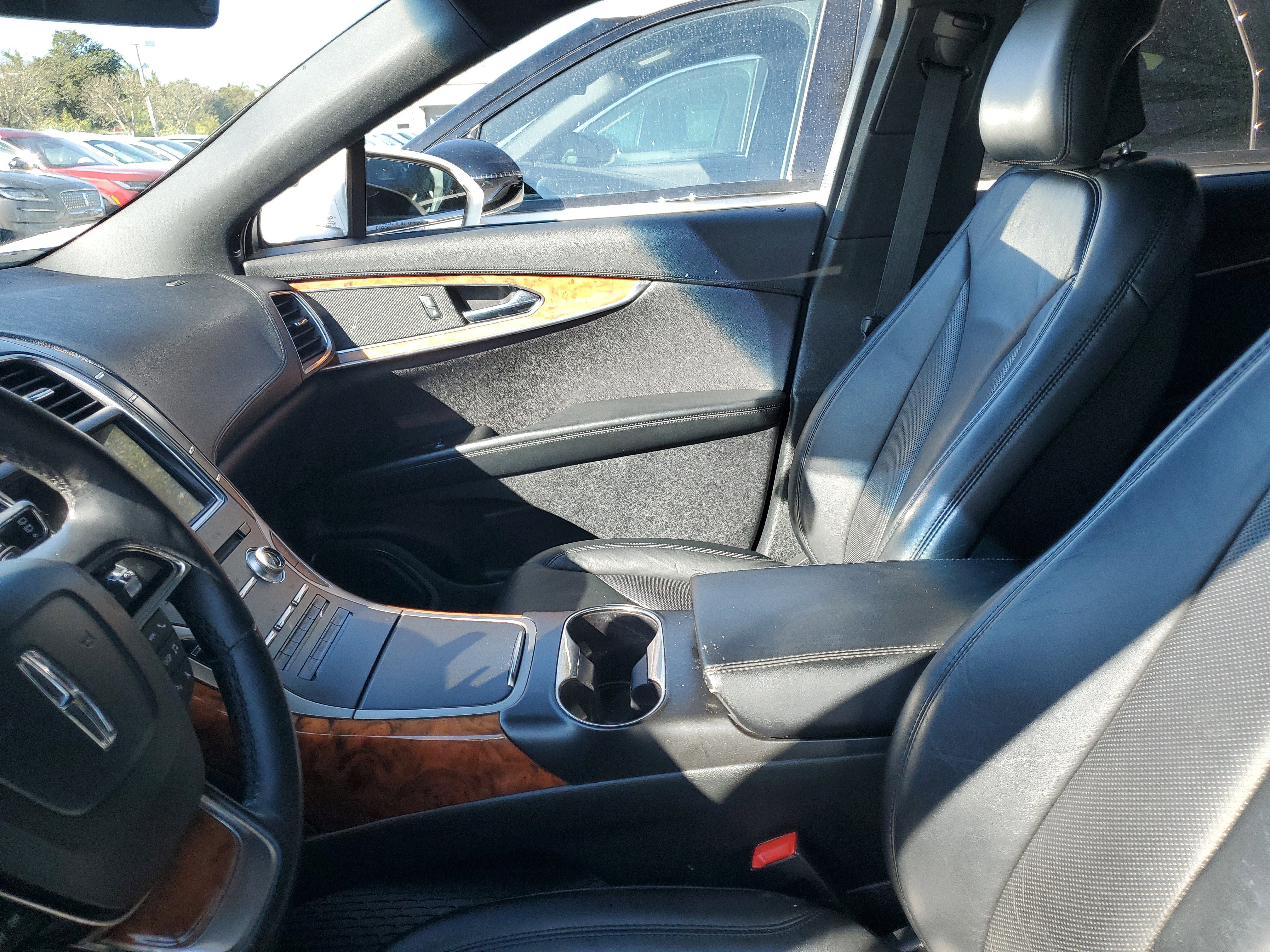 Certified 2019 Lincoln Nautilus Select w/ Class II Trailer Tow Package image 10