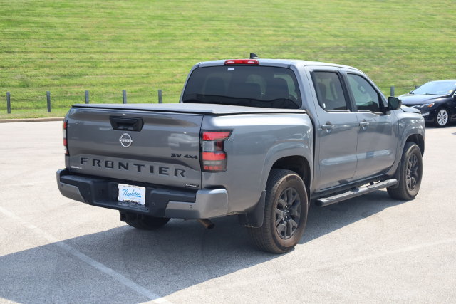 Certified 2023 Nissan Frontier SV w/ Midnight Edition Package AWD/4WD image 6