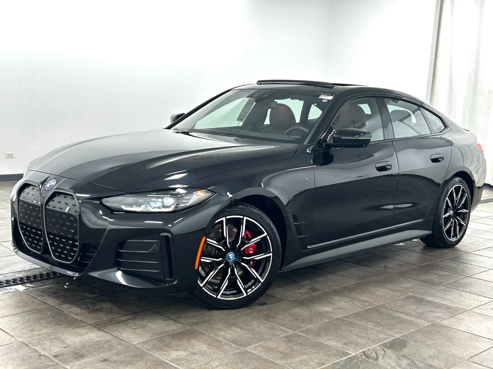 Used 2023 BMW i4 eDrive40 w/ M Sport Package RWD image 1