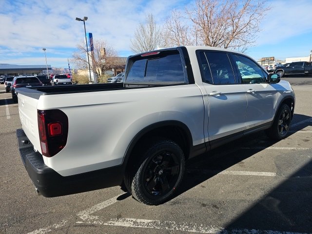 New 2026 Honda Ridgeline Black Edition image 5