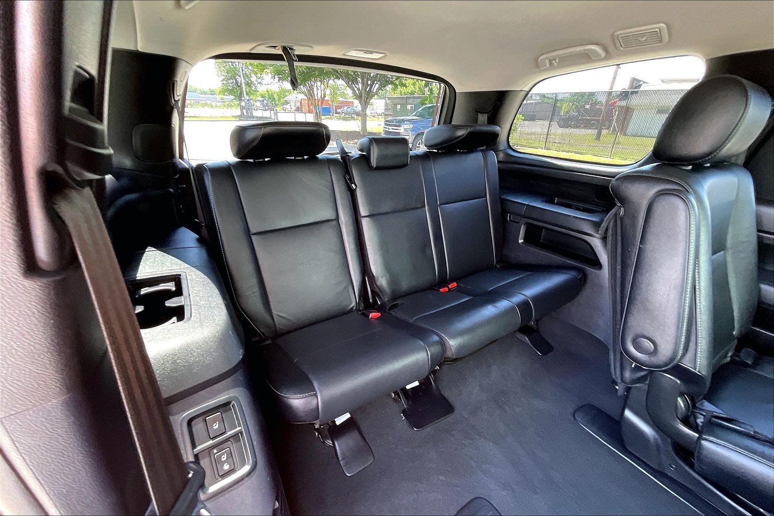 Used 2019 Toyota Sequoia TRD Sport w/ TRD Sport Premium Package AWD/4WD image 33