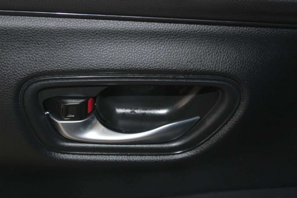 Certified 2025 Honda HR-V LX image 8