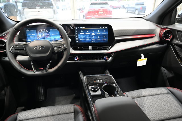 New 2027 Chevrolet Equinox RS w/ Convenience Package III AWD/4WD image 12