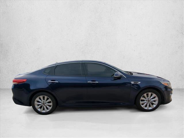Used 2017 Kia Optima EX video 4