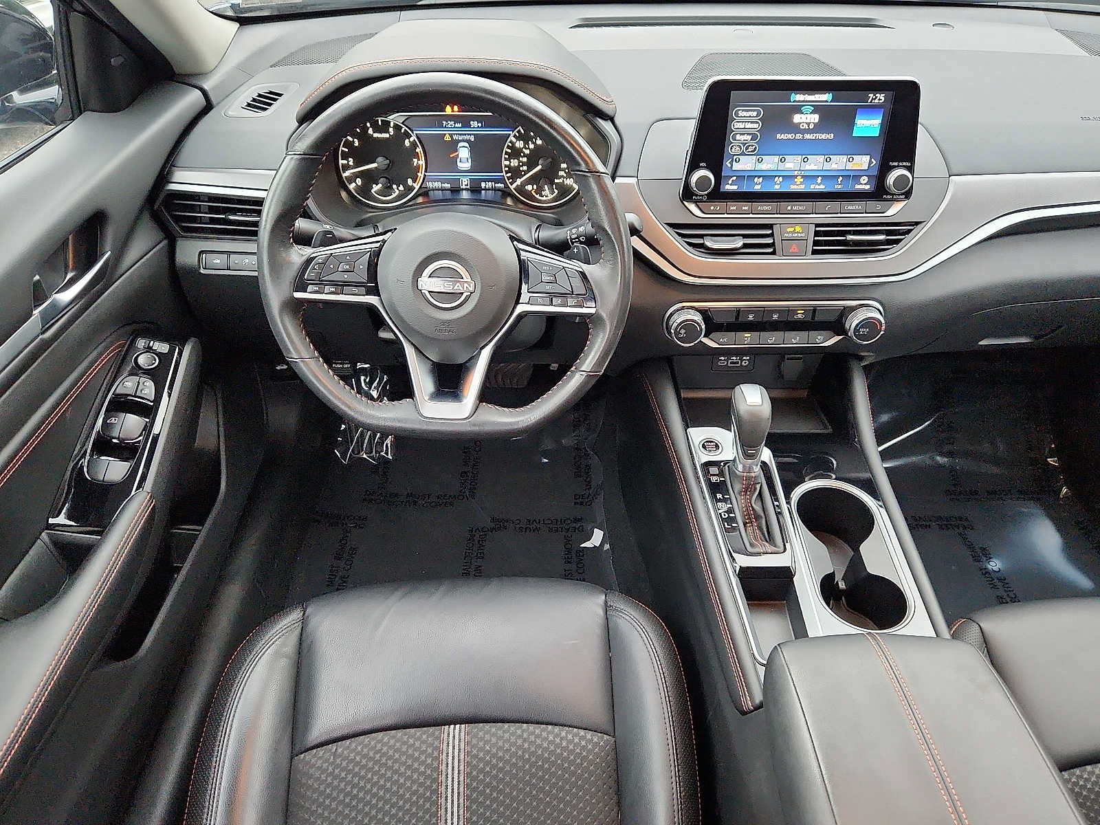 Used 2023 Nissan Altima 2.5 SR FWD image 11