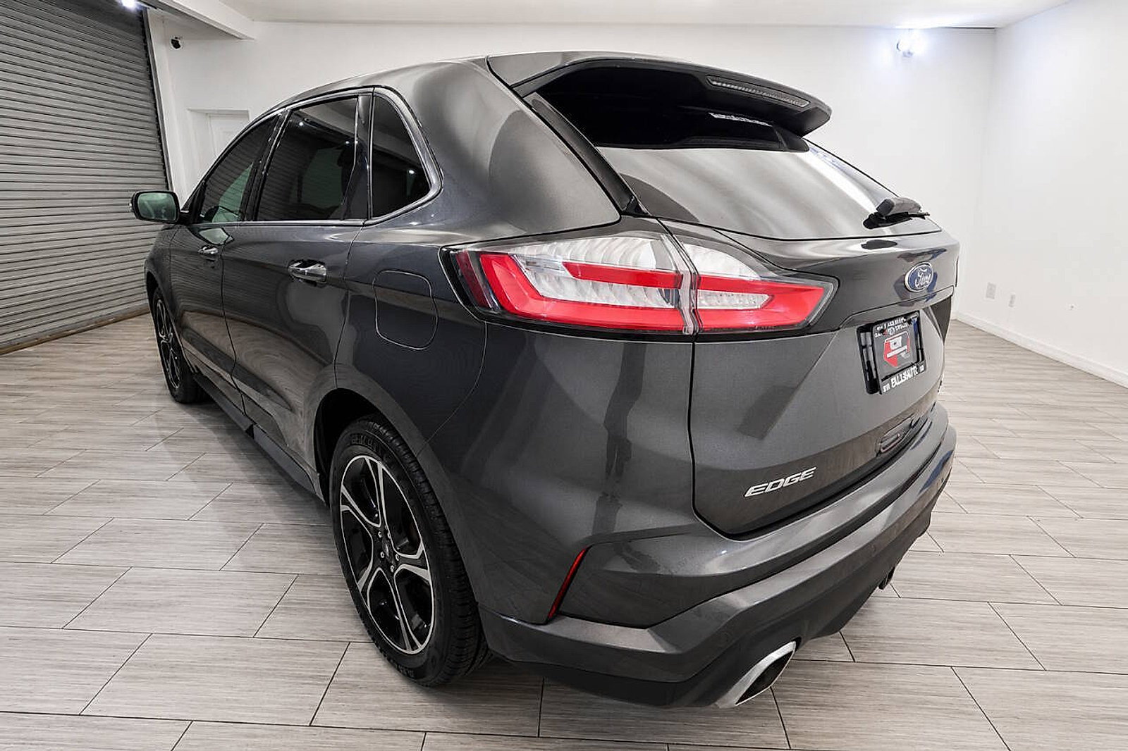 Used 2020 Ford Edge ST w/ Equipment Group 401A AWD/4WD image 3