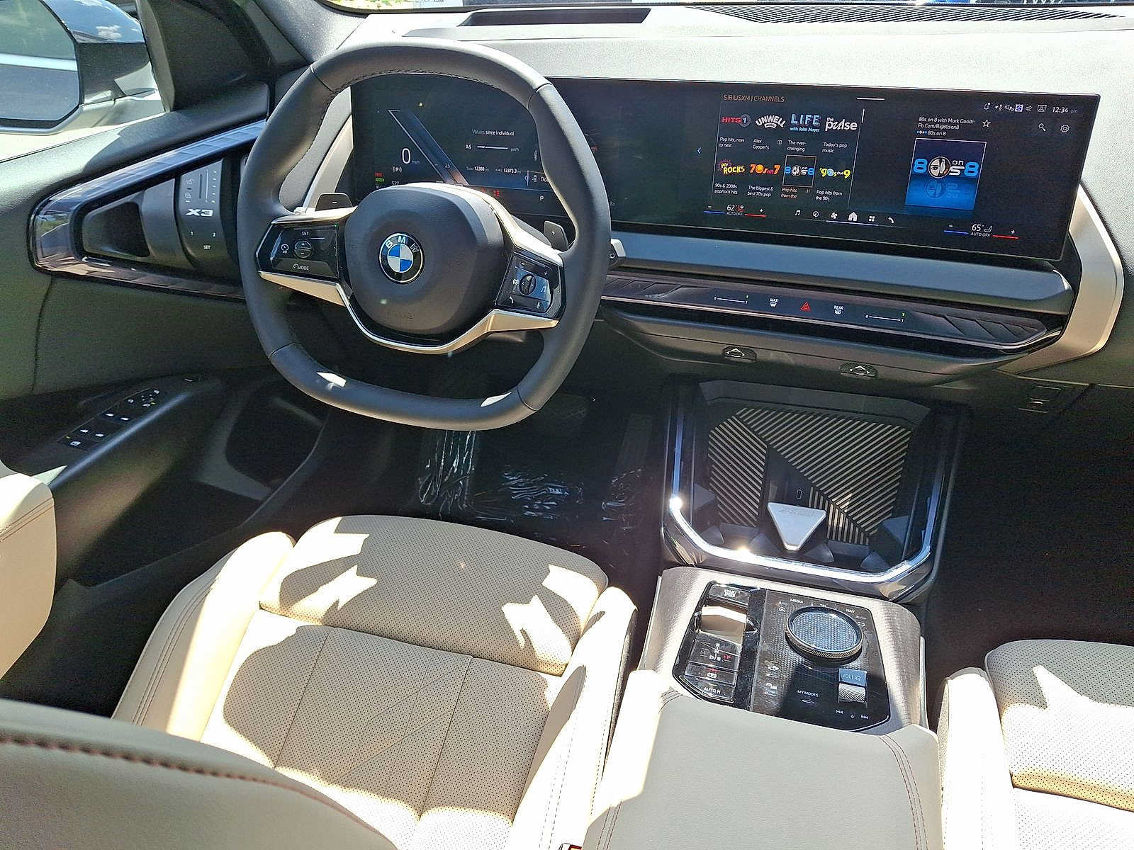 Used 2025 BMW X3 xDrive30i w/ Premium Package AWD/4WD image 15