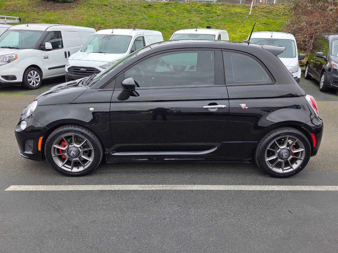 Used 2015 FIAT 500 Abarth w/ Beats Audio Package image 4