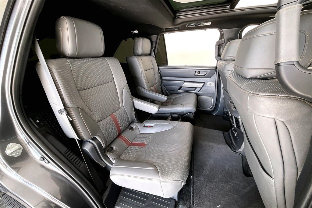 Used 2026 Toyota Sequoia Capstone AWD/4WD image 34