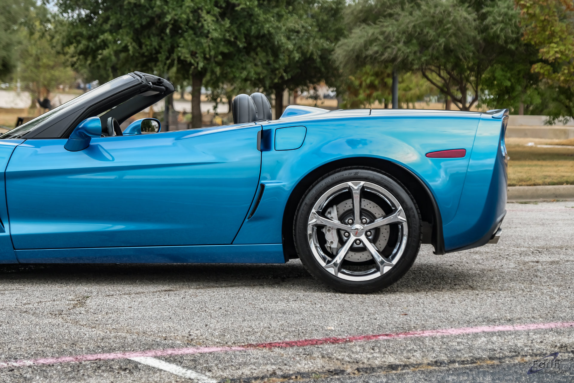Used 2011 Chevrolet Corvette Grand Sport w/ Preferred Equipment Group RWD image 10