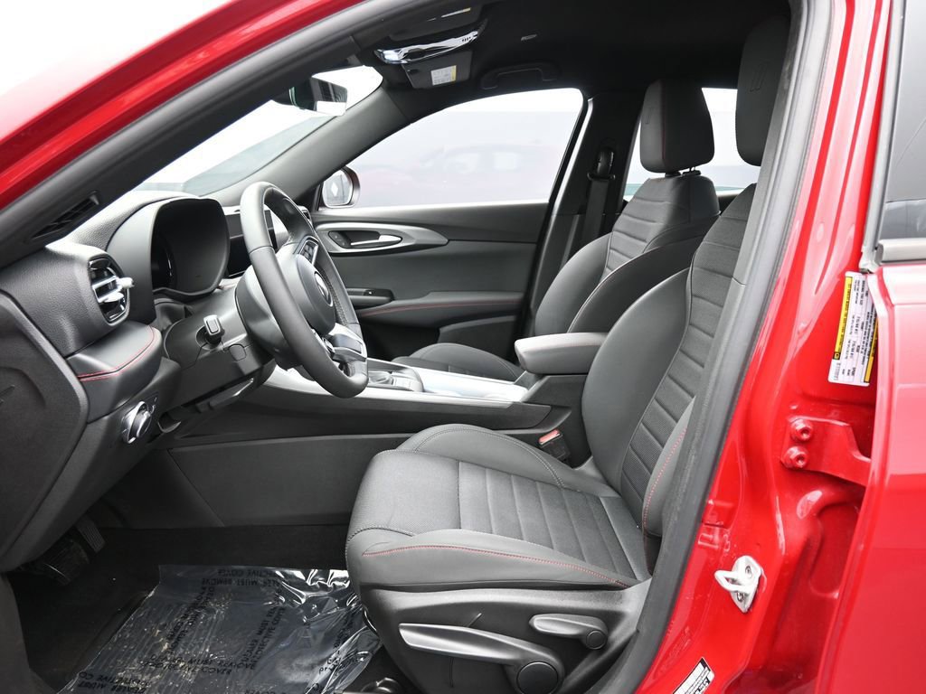 Used 2024 Dodge Hornet GT w/ Cold Weather Group AWD/4WD image 33