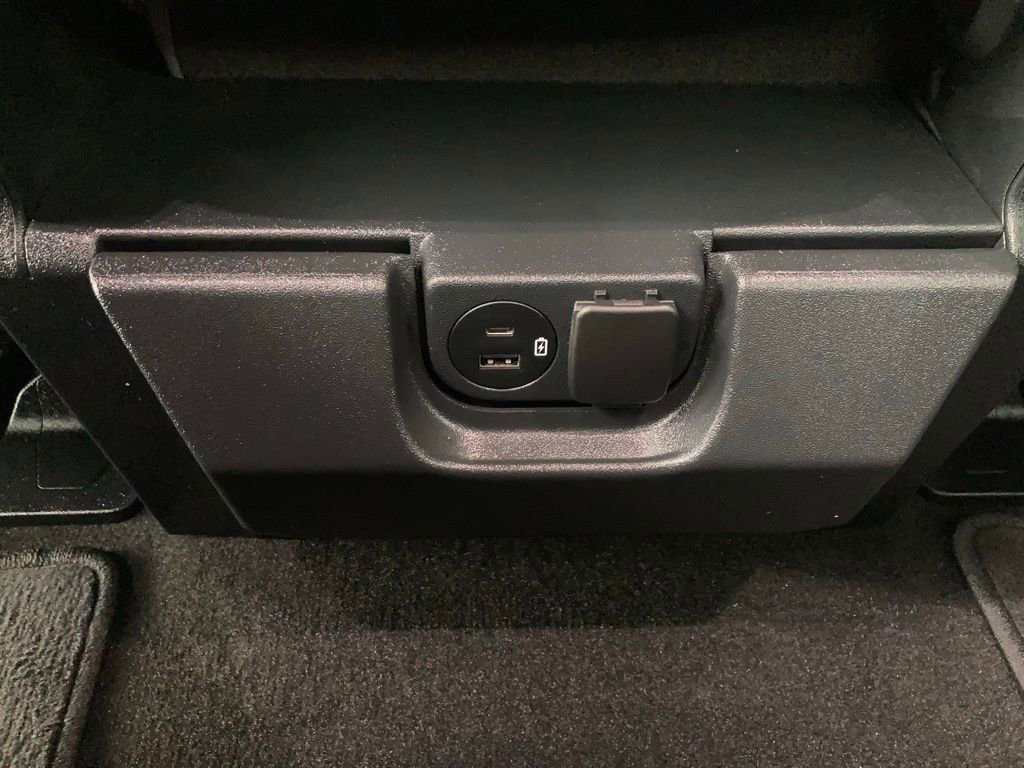 Used 2022 Ford F150 XLT w/ Trailer Tow Package image 14