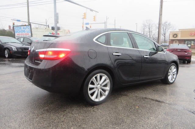 Used 2014 Buick Verano image 2