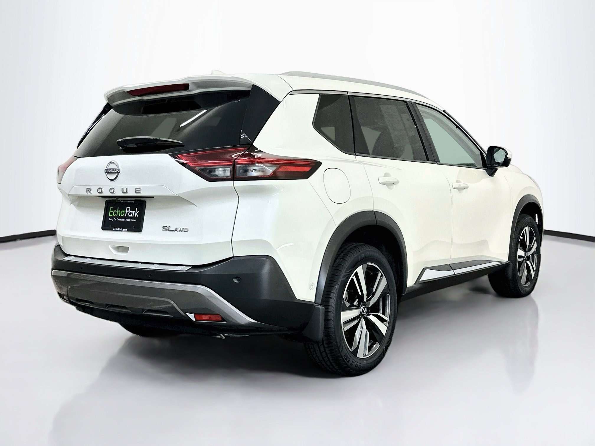 Used 2023 Nissan Rogue SL w/ SL Premium Package AWD/4WD image 9