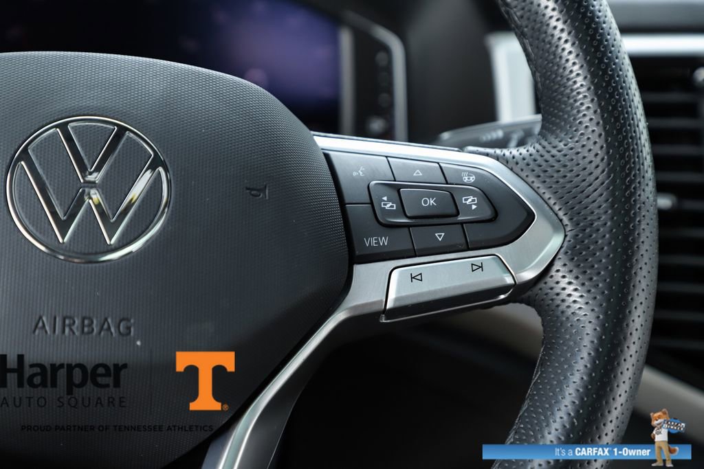 Used 2023 Volkswagen Atlas Cross Sport SEL R-Line image 22