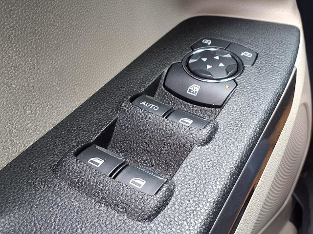 Used 2019 Ford EcoSport SE w/ SE Convenience Package FWD image 17