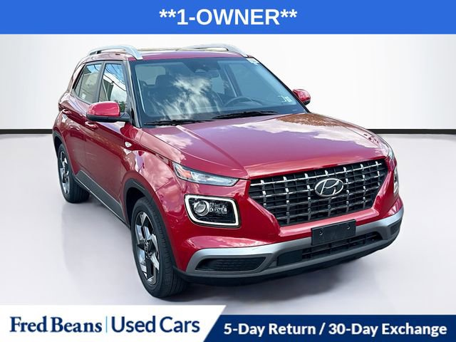 Used 2023 Hyundai Venue Limited image 1