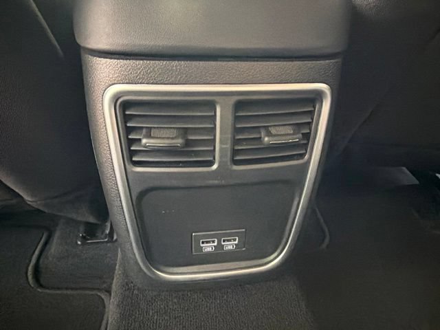 Used 2023 Dodge Charger SXT w/ Cold Weather Package RWD image 20