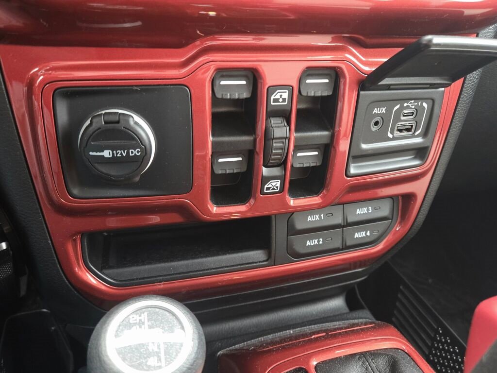 Used 2021 Jeep Gladiator Sport image 22