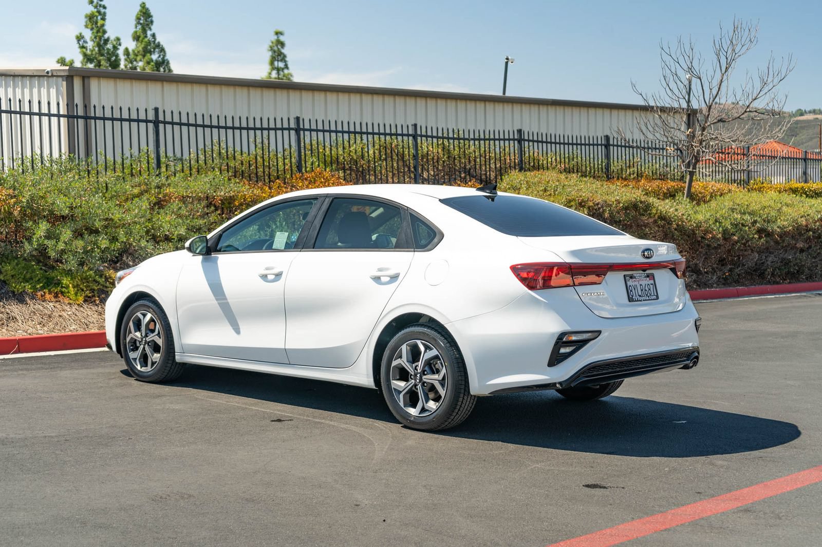Used 2021 Kia Forte LXS FWD image 9