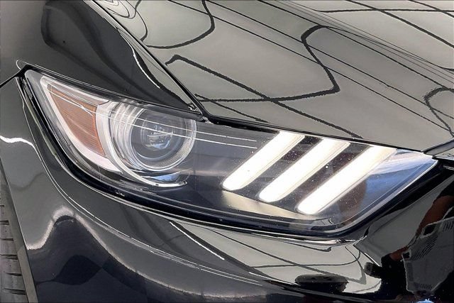 Used 2017 Ford Mustang GT RWD image 28