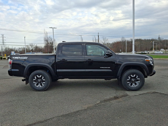 Used 2023 Toyota Tacoma TRD Off-Road w/ Advanced Technology Package image 27