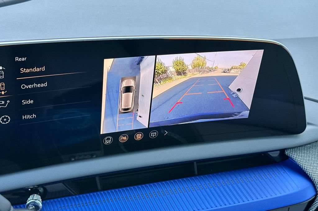 New 2027 Cadillac Optiq Luxury RWD image 22