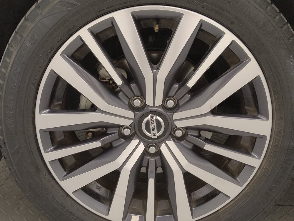 Used 2021 Nissan Kicks SV FWD image 31