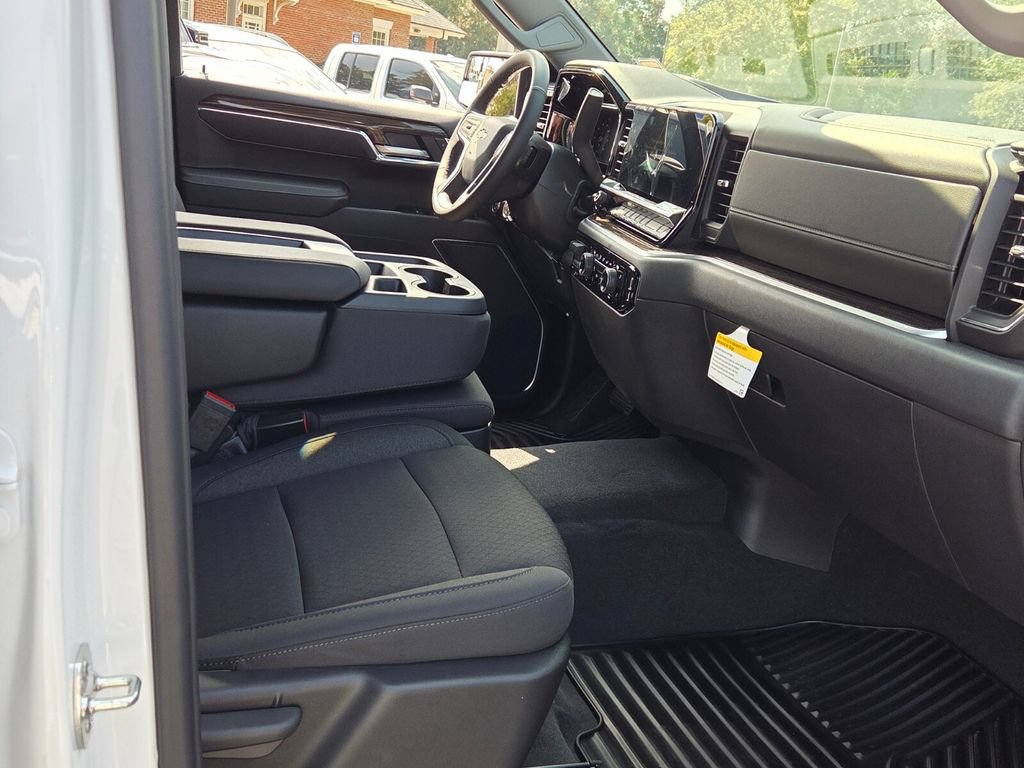 New 2026 Chevrolet Silverado 1500 LT AWD/4WD image 13