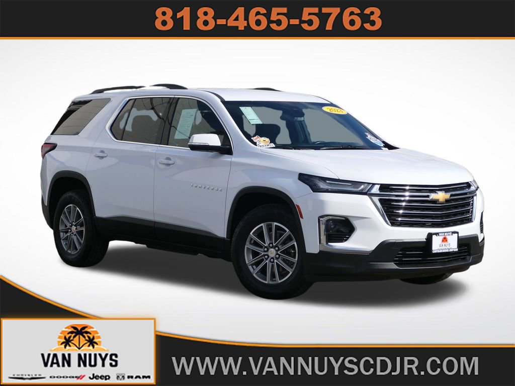 Used 2023 Chevrolet Traverse LT image 1