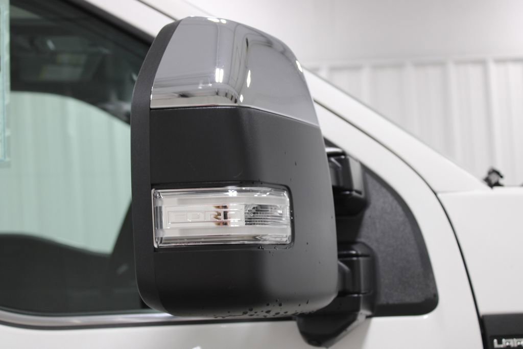 New 2025 Ford F250 Lariat w/ Lariat Ultimate Package image 13