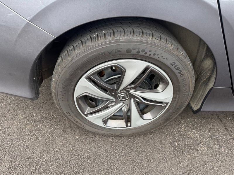 Used 2019 Honda Civic LX image 14