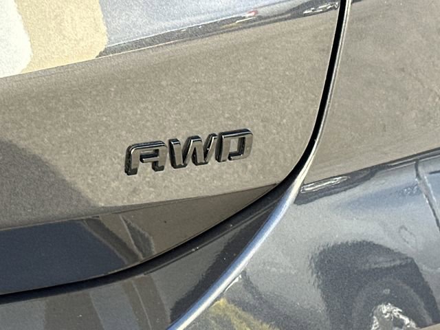 Used 2022 Chevrolet Equinox Premier w/ Redline Edition image 45