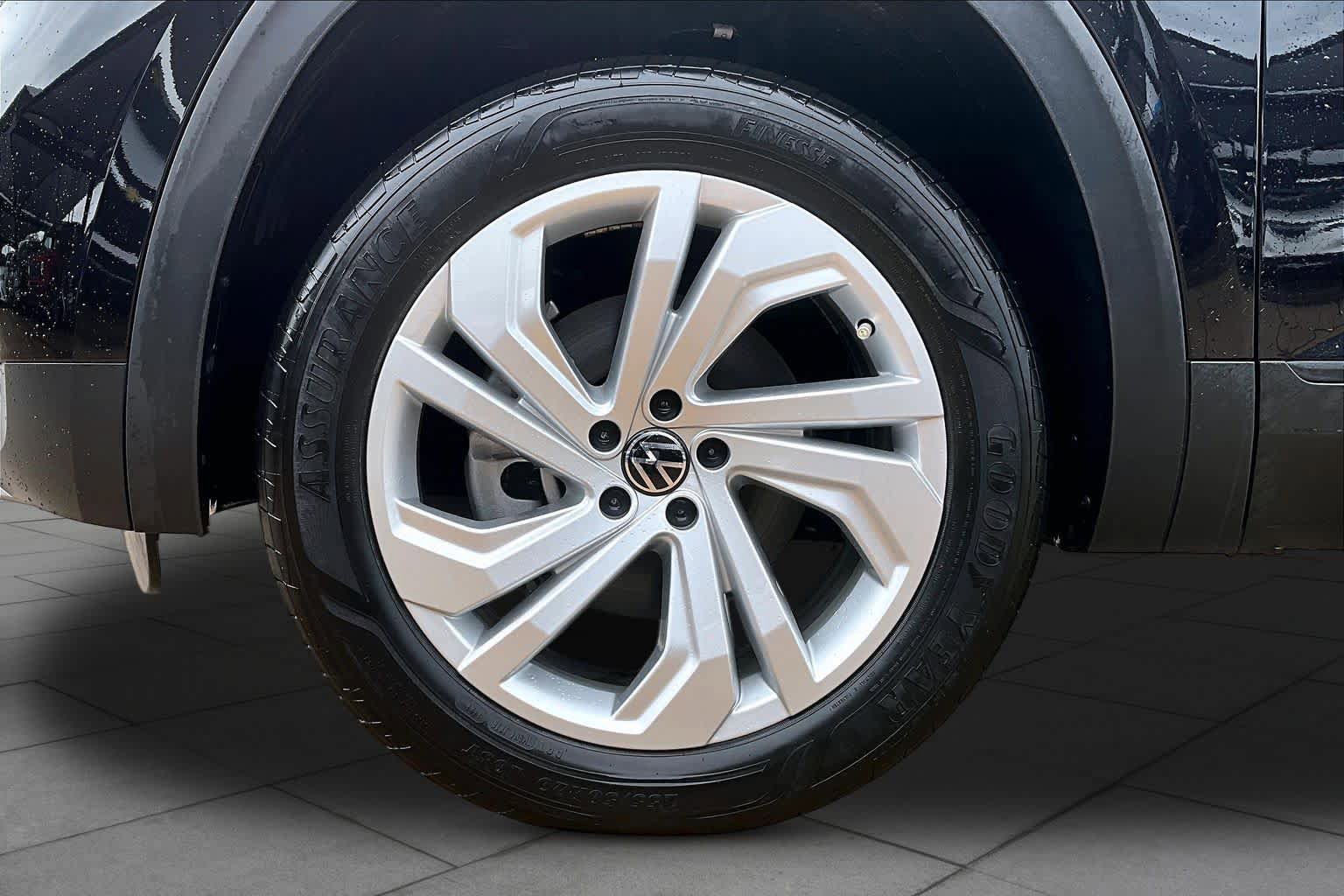 Used 2023 Volkswagen Atlas SE FWD image 10