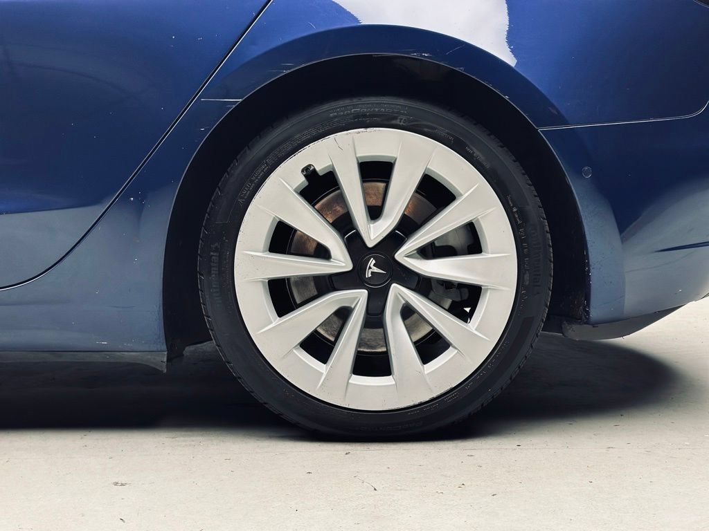 Used 2022 Tesla Model 3 Long Range AWD/4WD image 34