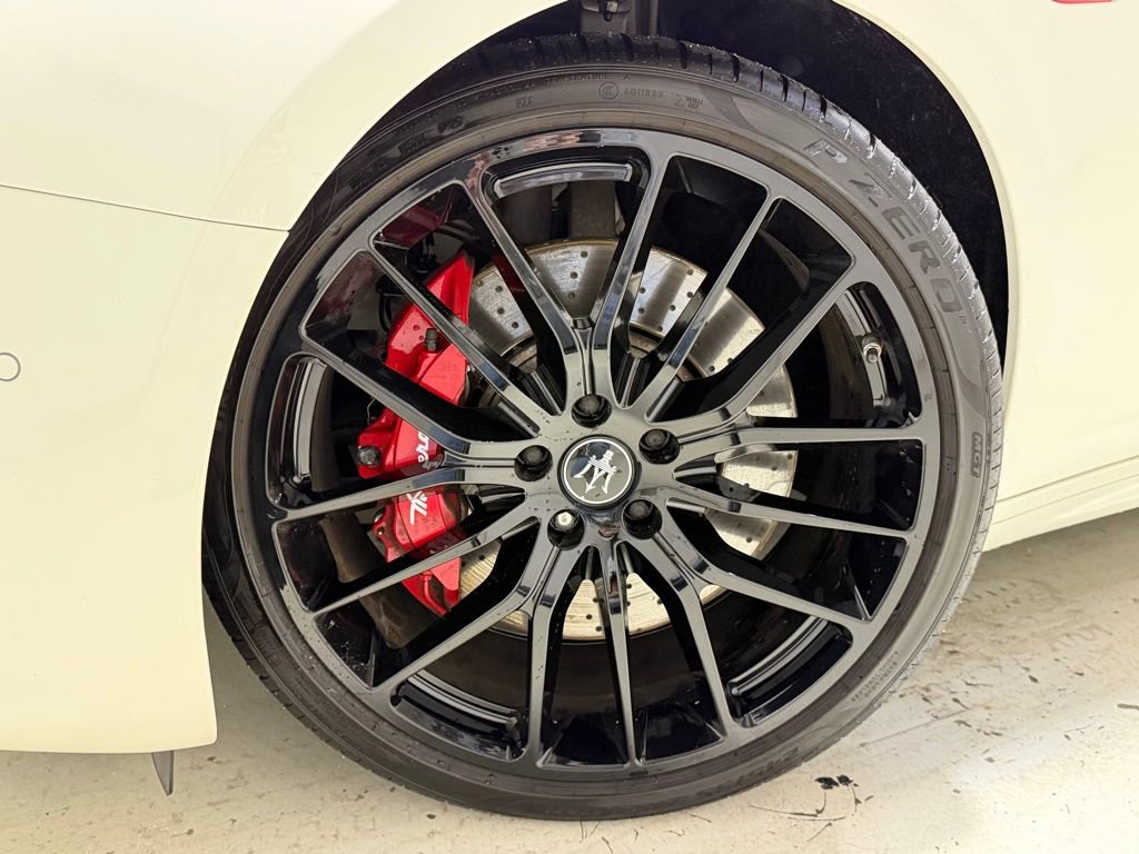 Used 2023 Maserati Ghibli Trofeo image 12