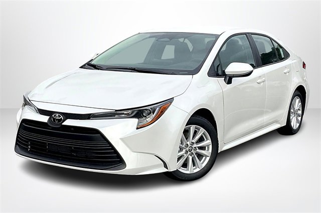 New 2026 Toyota Corolla LE image 2