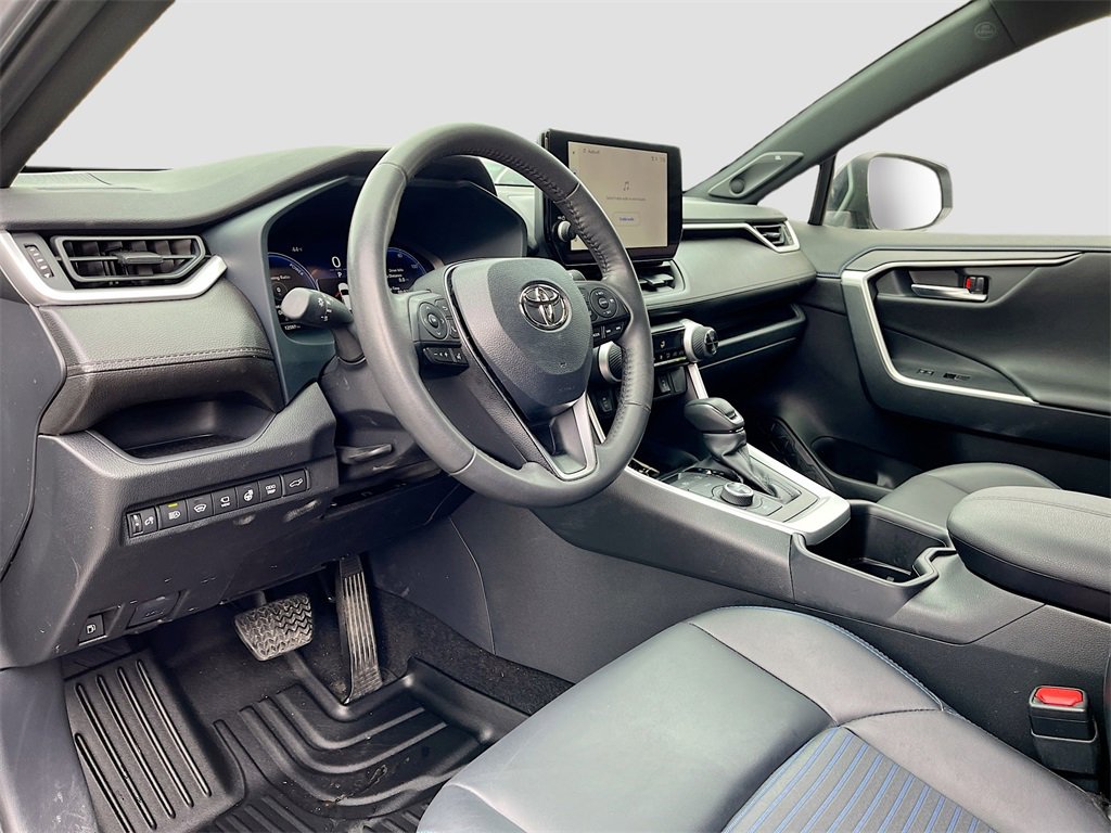 Used 2024 Toyota RAV4 XSE image 9