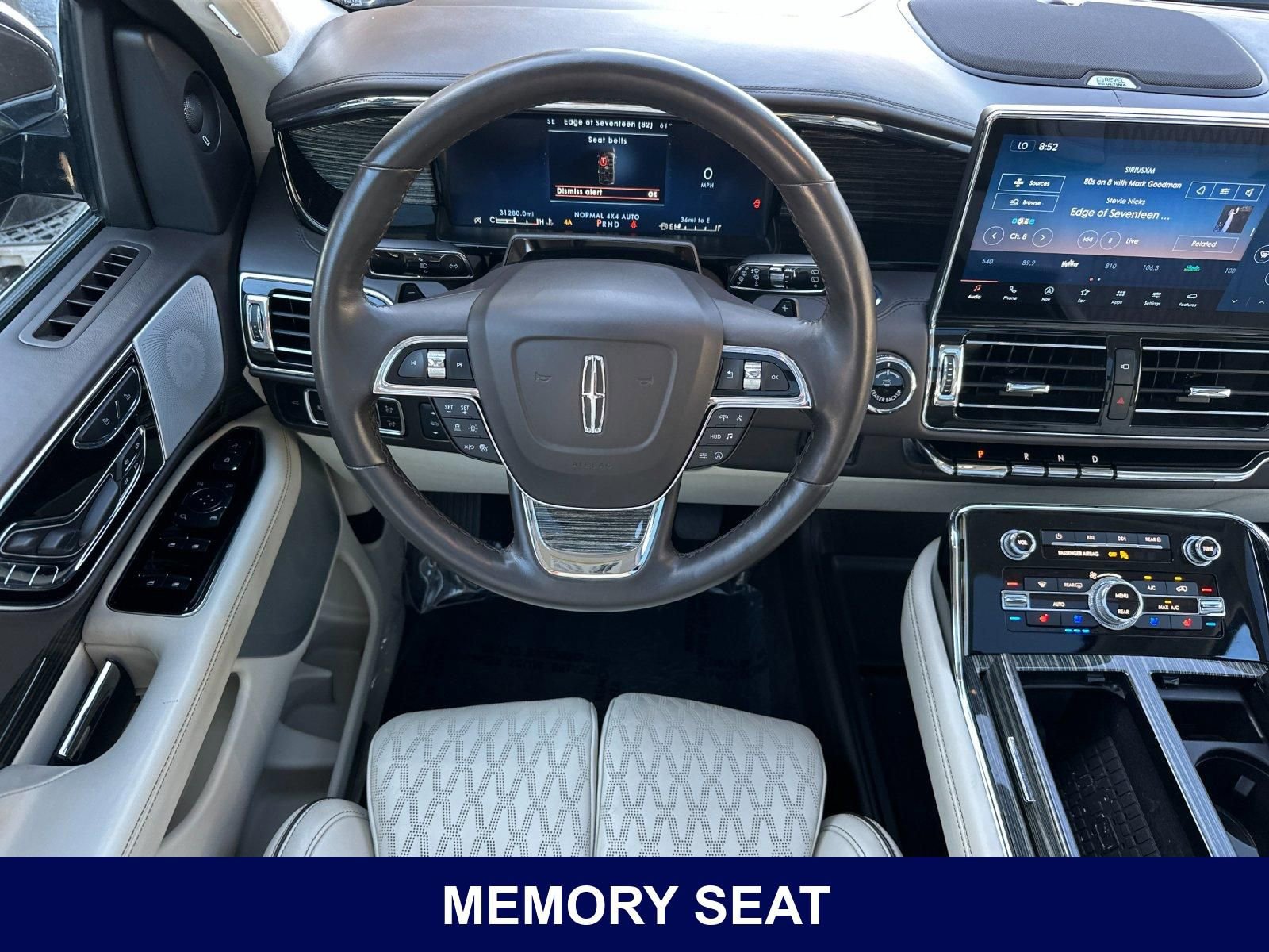 Used 2023 Lincoln Navigator Black Label AWD/4WD image 17