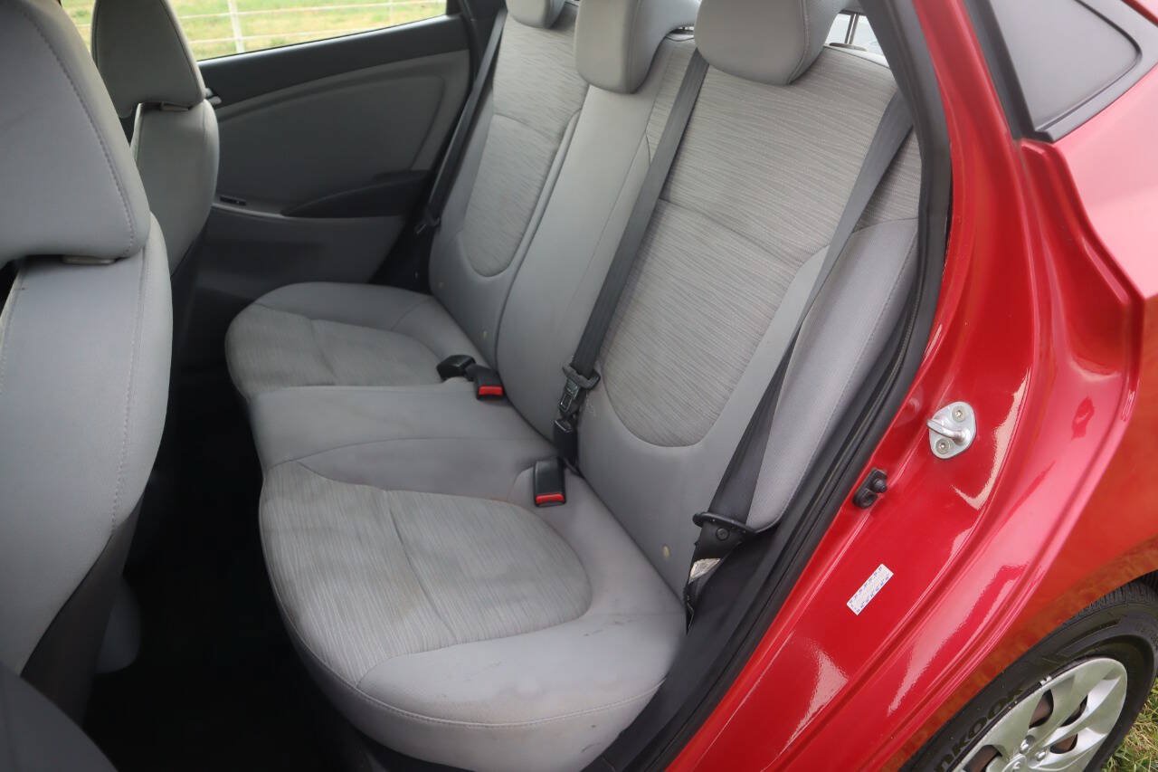 Used 2017 Hyundai Accent SE FWD image 15