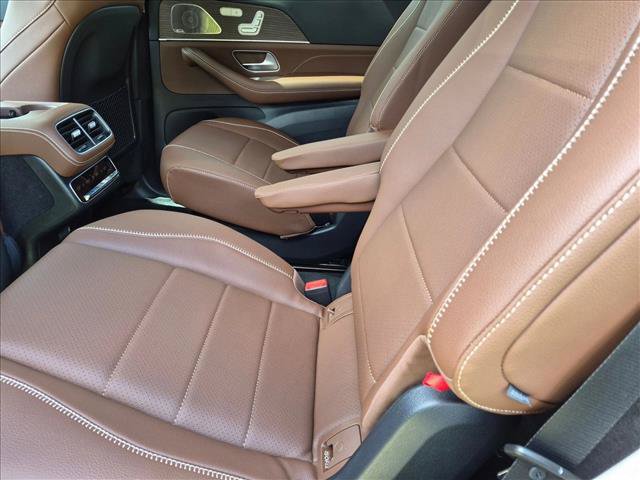 New 2027 Mercedes-Benz GLS 450 4MATIC image 14