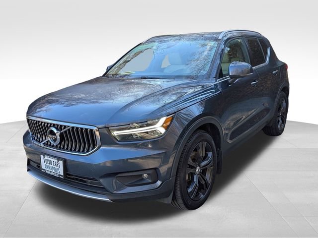 Used 2020 Volvo XC40 T5 Inscription image 3