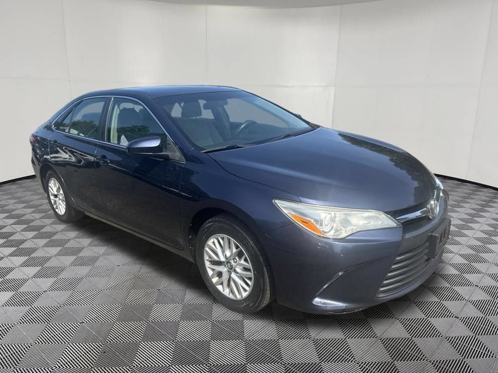 Used 2017 Toyota Camry LE FWD image 8
