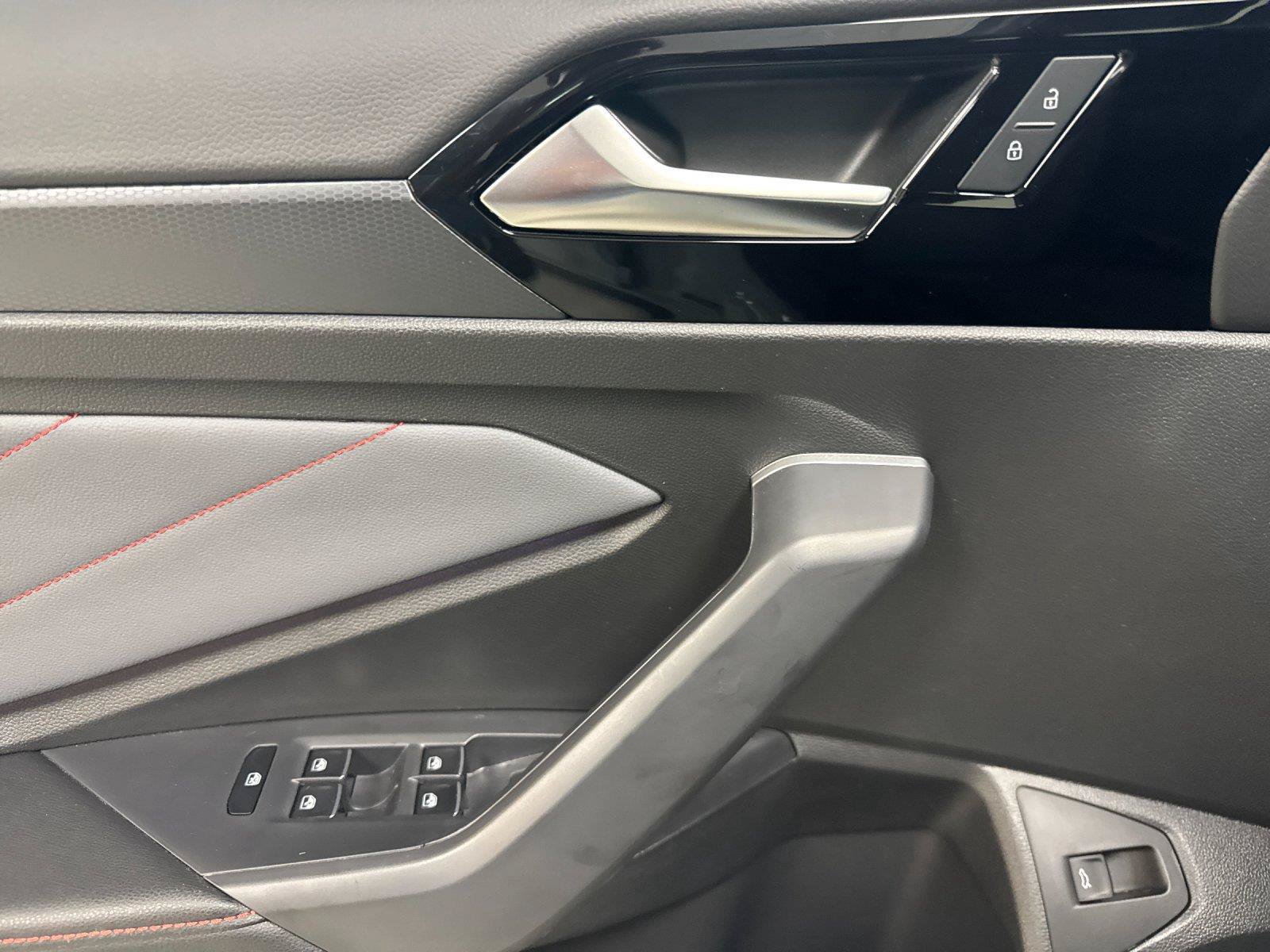 New 2026 Volkswagen Jetta GLI Autobahn FWD image 10