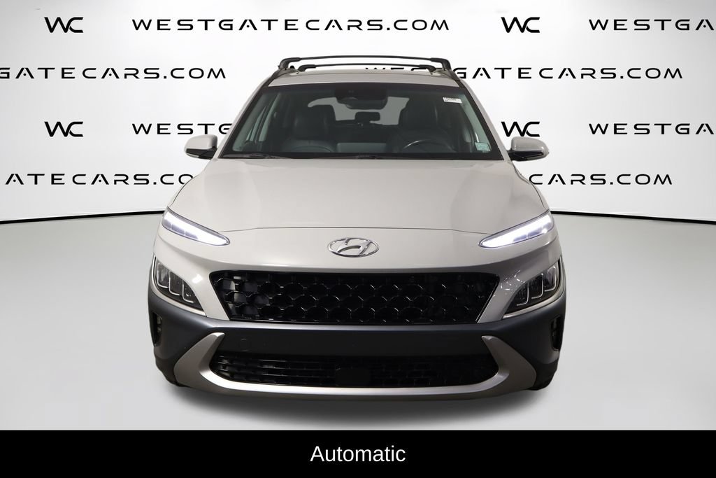 Used 2023 Hyundai Kona Limited FWD image 2