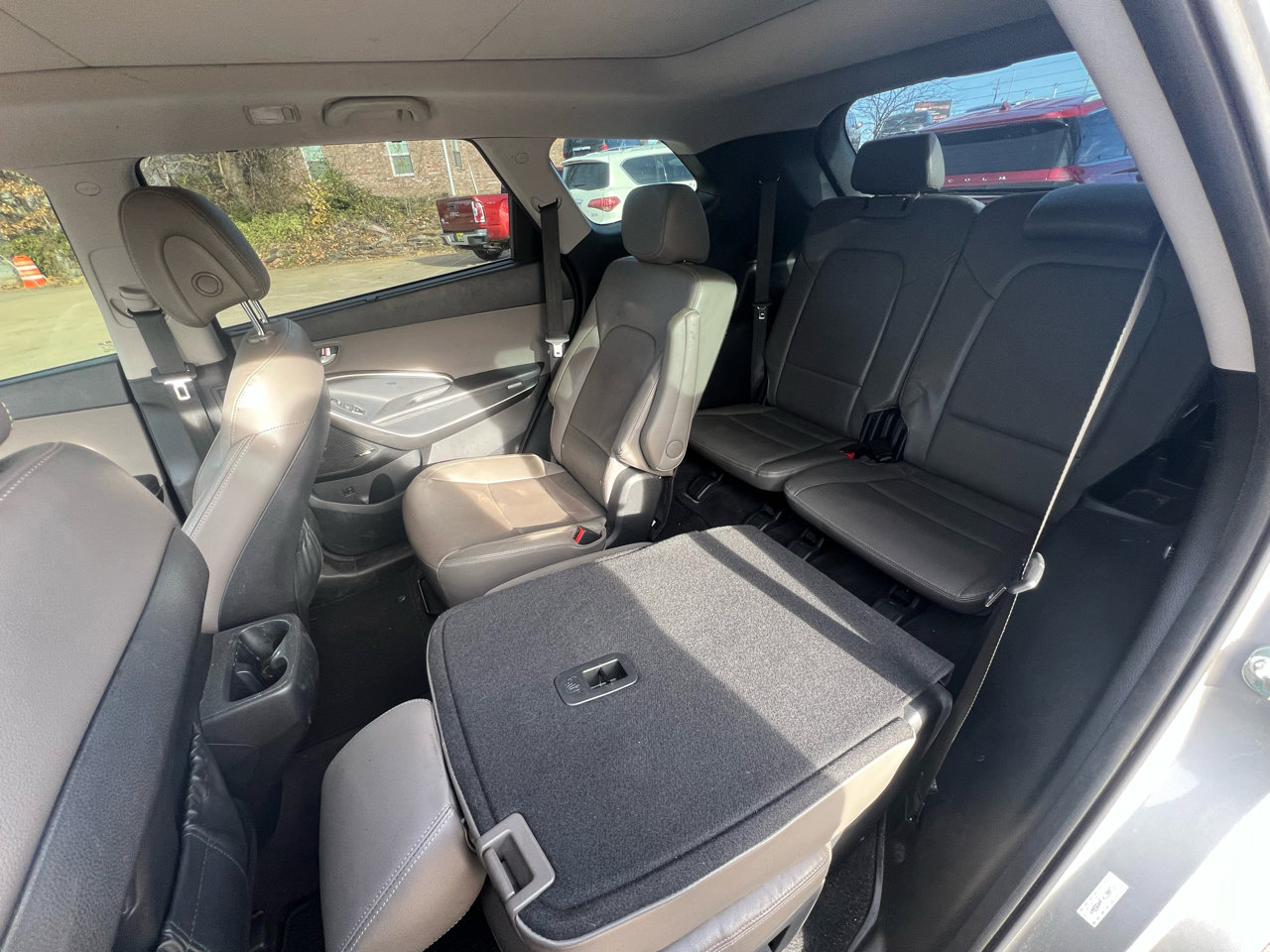 Used 2019 Hyundai Santa Fe XL image 28