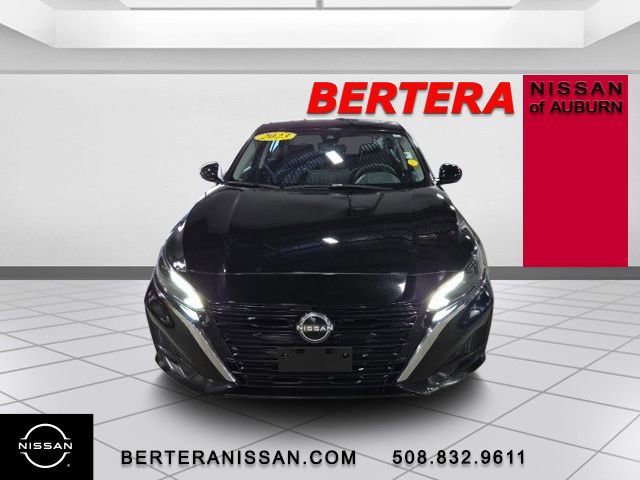 Used 2023 Nissan Altima 2.5 SL image 3