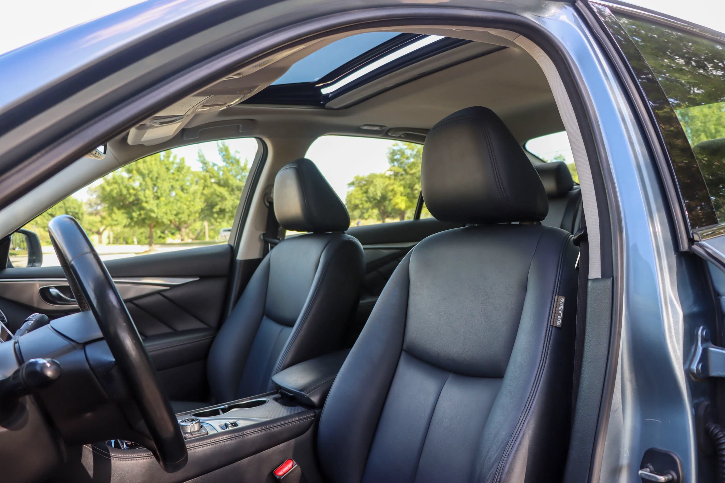 Used 2015 INFINITI Q50 Premium w/ Navigation Package AWD/4WD image 15